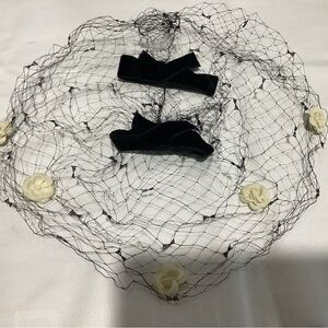 1950s Vintage Birdcage Veil, Hat with off white flowers and black velvet bow